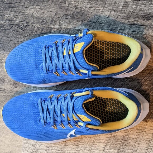 Nike Air Zoom Pegasus 39 UCLA Road Running Shoes Blue White Gold - Picture 6 of 8
